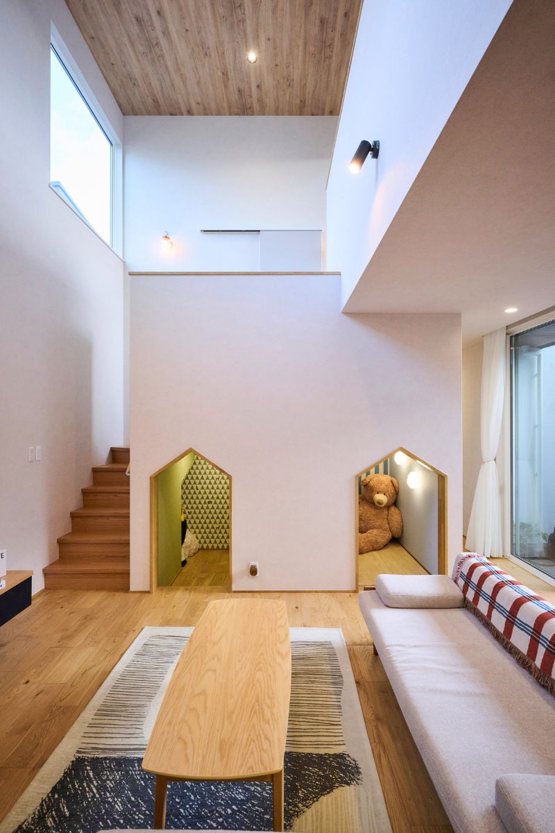 階段下を有効活用した隠れ家風ヌックの画像